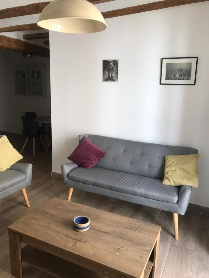 Centrally Located Two Bed Apartment In El Perello מראה חיצוני תמונה