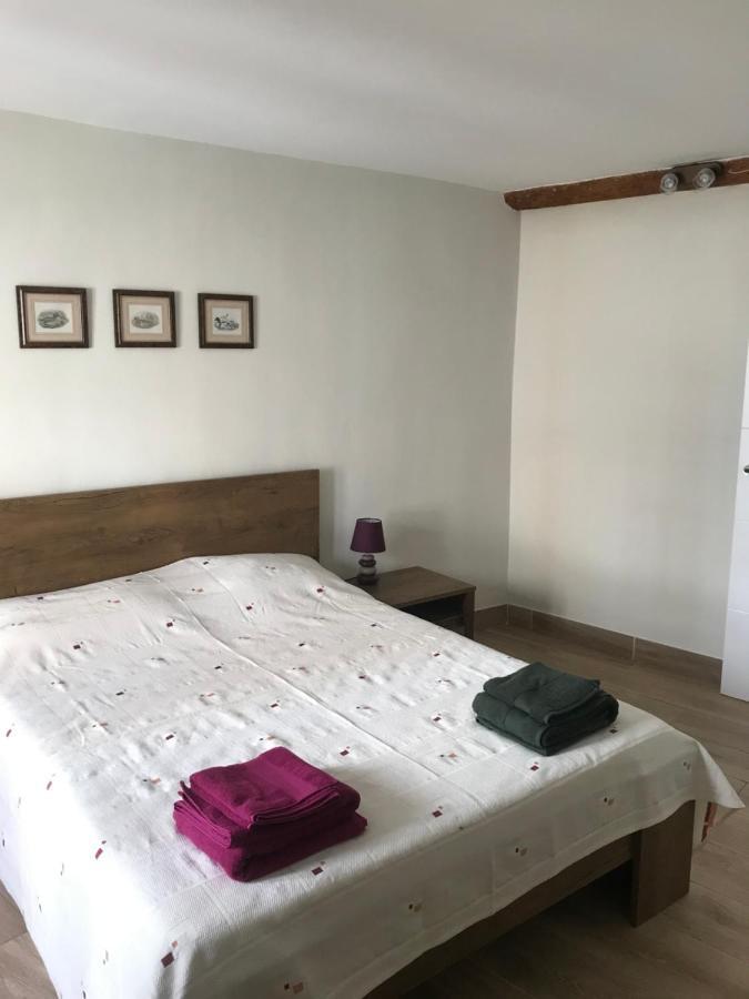 Centrally Located Two Bed Apartment In El Perello מראה חיצוני תמונה