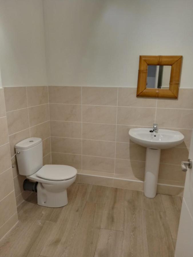 Centrally Located Two Bed Apartment In El Perello מראה חיצוני תמונה